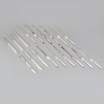 SKALDJURSBESTICK, 18 st, nysilver, GAB, CAK, samt AG Dufva. Kring 1900-talets mitt.