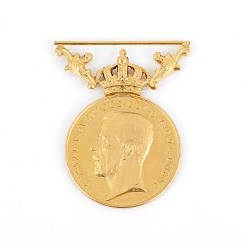 MEDALJ, 23K guld, "För nit och redlighet", Gustav V, 1948. Total vikt ca 13,6 gram.