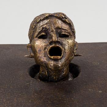 LISS ERIKSSON, a bronze sculpture "Foire du Trone", signed and numbered I/V, fonderi Godard Paris.