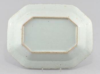 SKÅLFAT, porslin, Kina, 1700-tal.