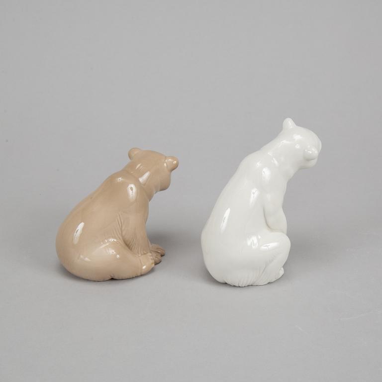 Lladrò two porcelain polar bears, Spain.