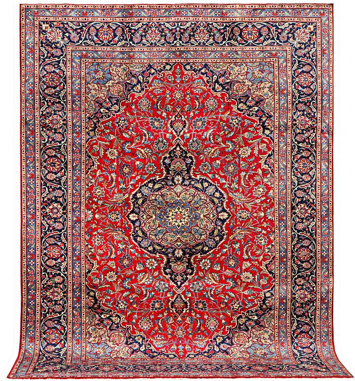 A carpet, Kashan, c. 340 x 243 cm.