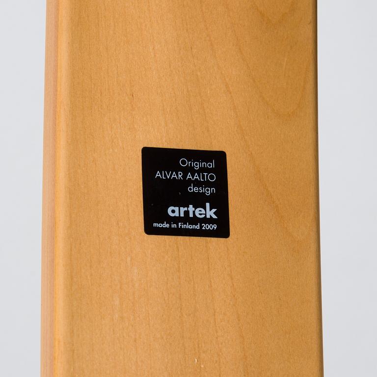 Alvar Aalto, nojatuoli, "Tank chair" malli 400, Artek 2009.