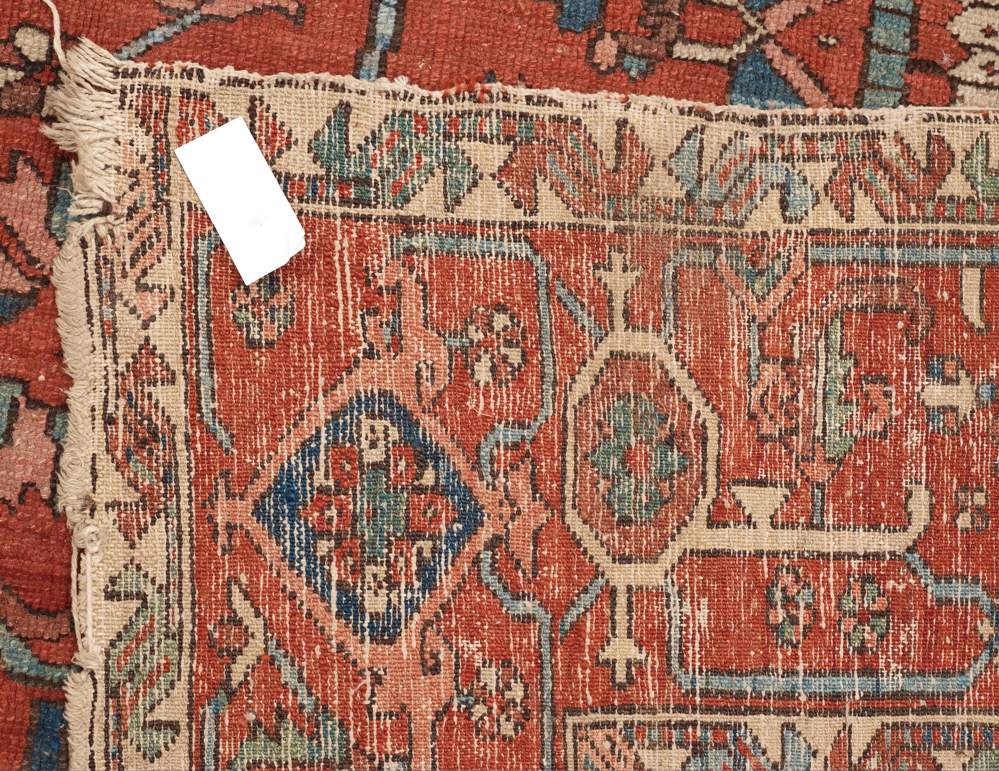 SEMI-ANTIQUE HERIZ. 385 x 339 cm.