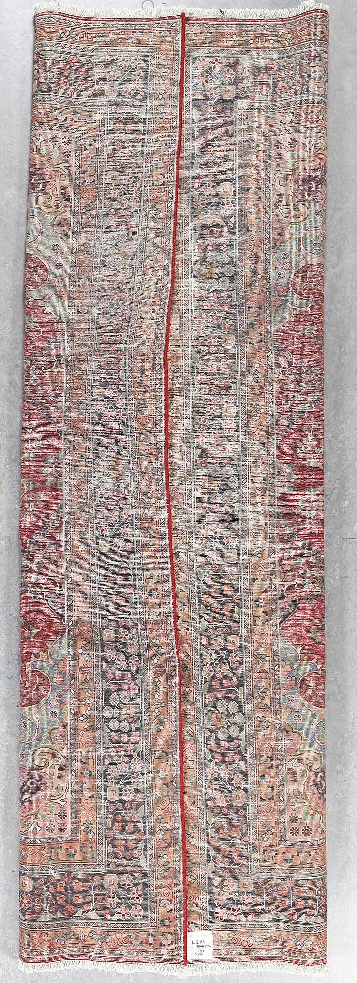 MATTA, Meshad, ca 290x199 cm.