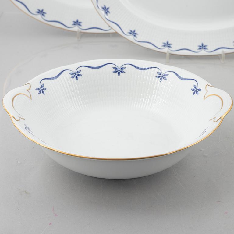 Pia Rönndahl, a 51-piece 'Mårbacka' porcelain service, Rörstrand.