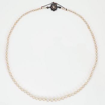 A PEARL NECKLACE.