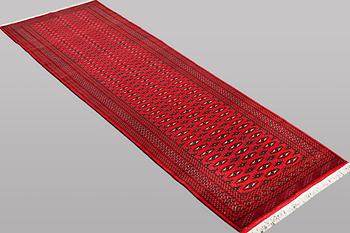 A runner carpet, Beludj, ca 385 x 106 cm.