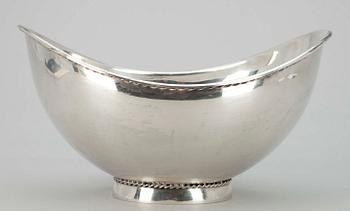 SKÅL, sterlingsilver, V. Hamara, Helsingfors 1969. Tot. vikt ca 288,4 gr.