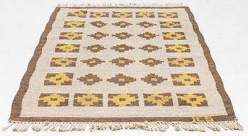 Ilsalestalon Mattolutomo, a flat weave rug, Kaukaba, Finland, signed ILS, c. 215 x 125 cm.