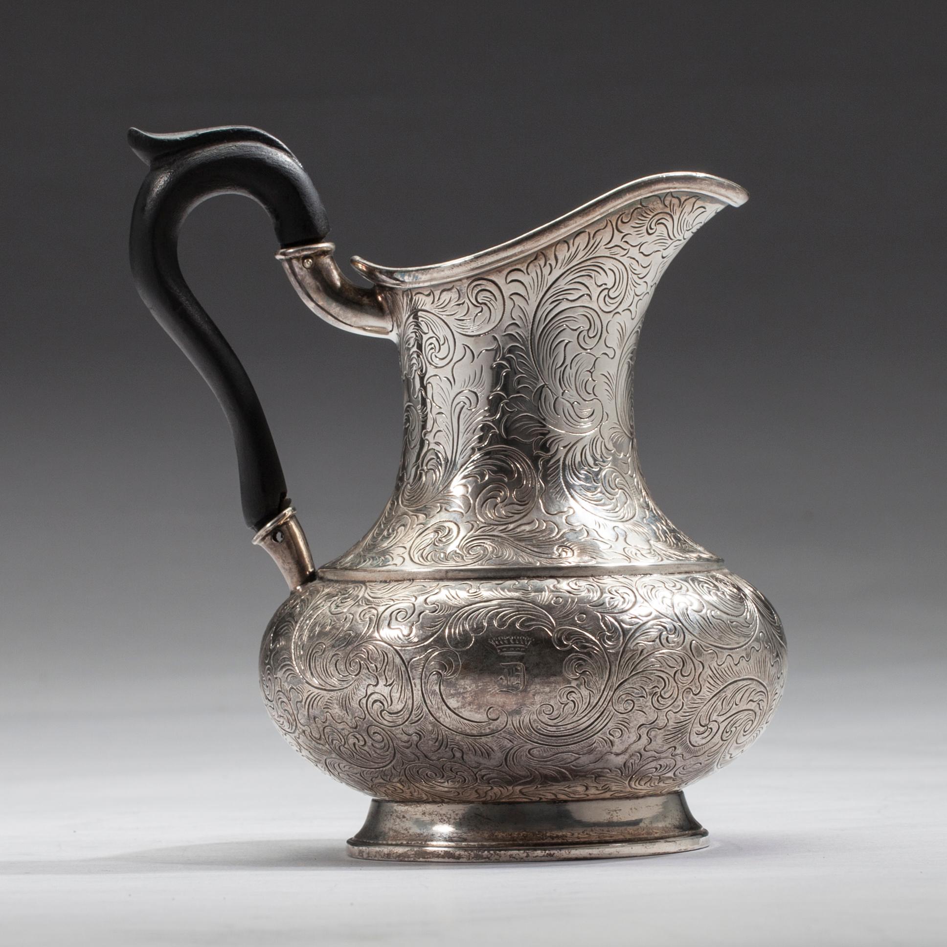 MJÖLKKANNA, silver, Österrike-Ungern 1839. Totalvikt 278 g.