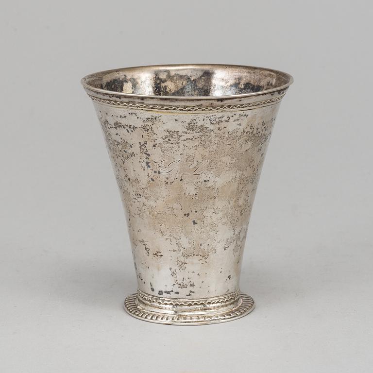 DANIEL EKELÖF, a silver beaker, Örebro 1723-1750.