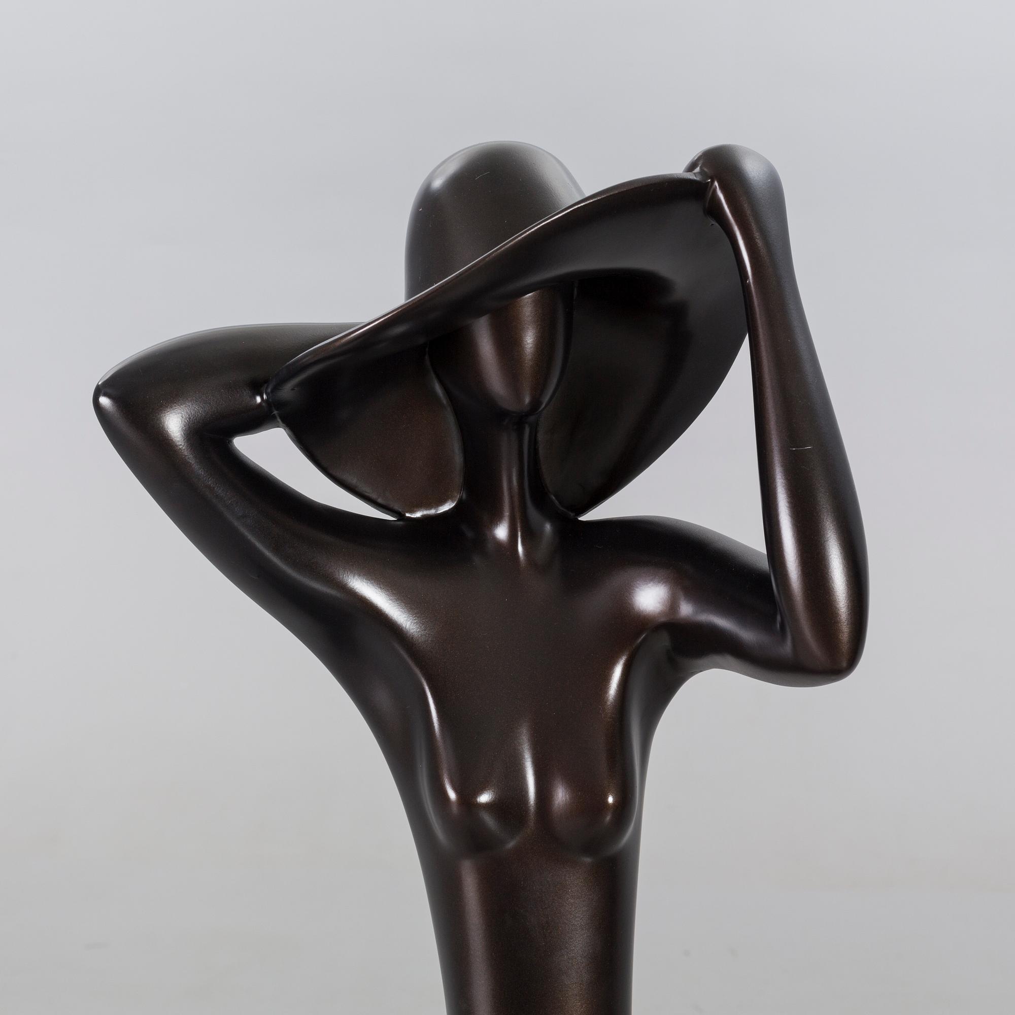 MARIE-MADELEINE GAUTIER, sculpture, glassfibre.