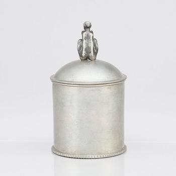 Nils Fougstedt, a pewter box, Stockholm 1928, model 595.