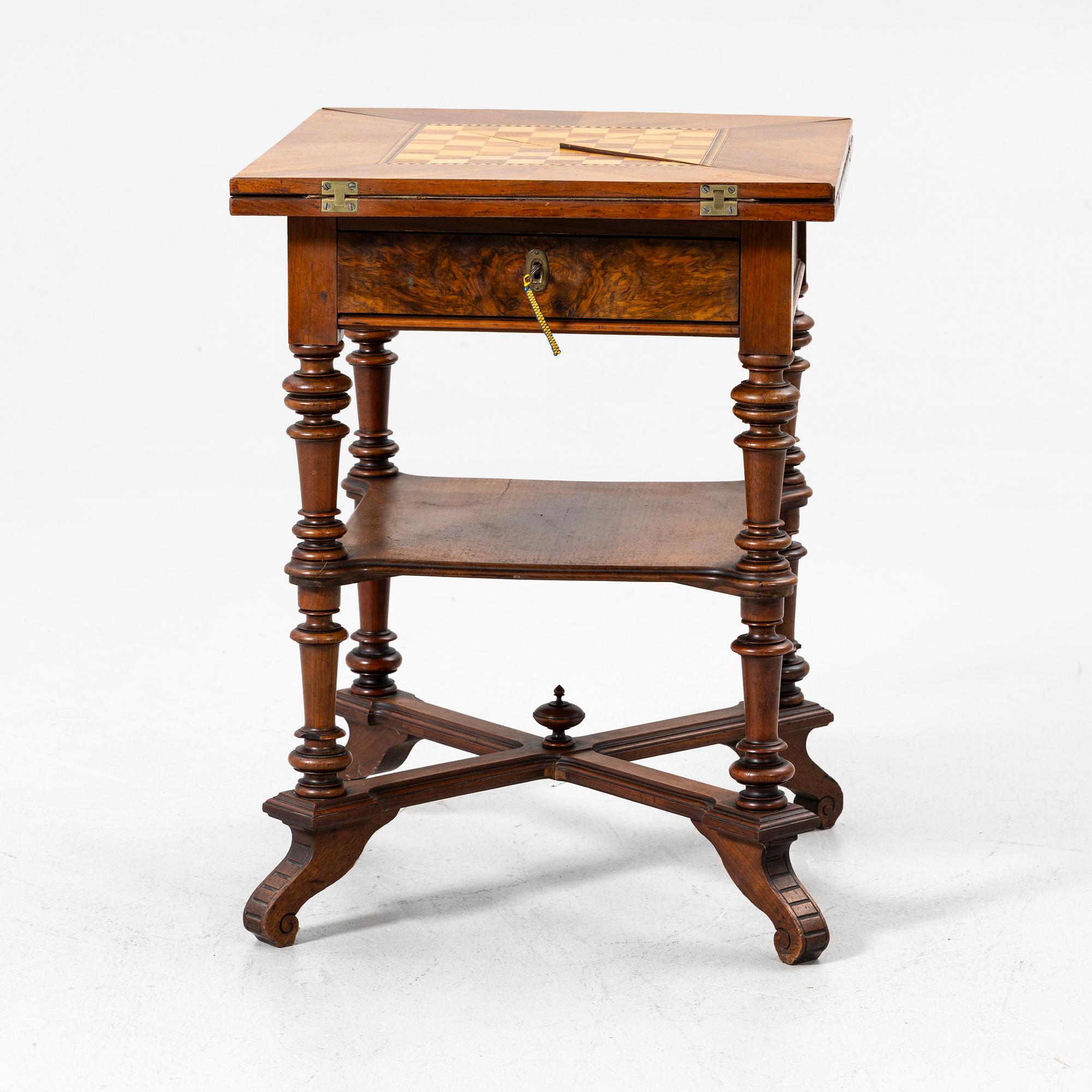 Drop-leaf card table, early 20th century.