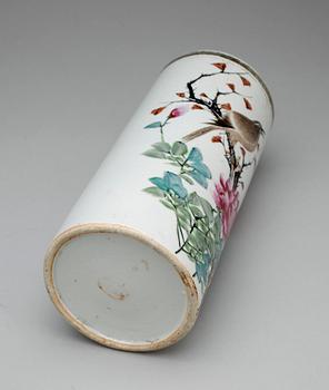 VAS, porslin, Kina, 1900-tal.