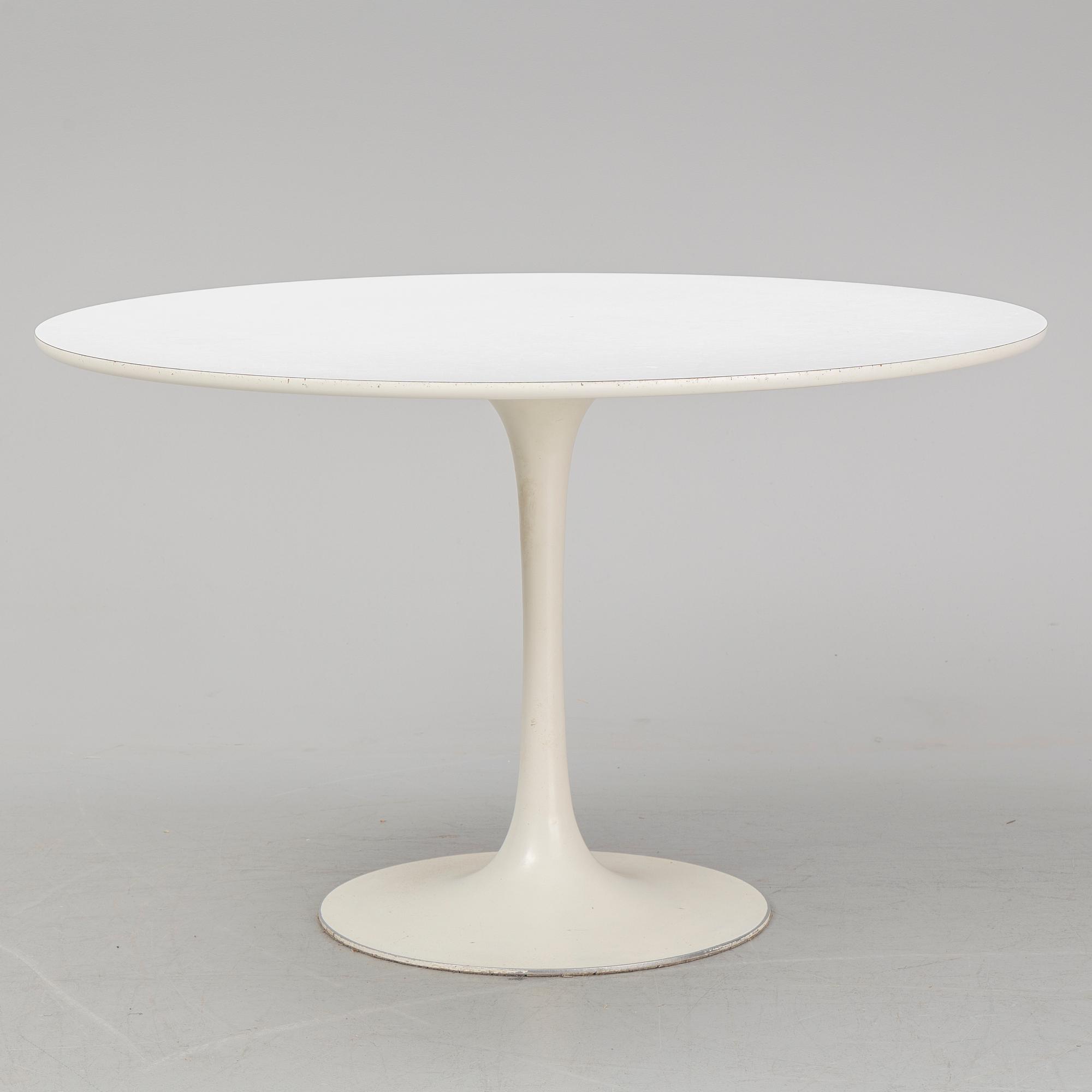 EERO SAARINEN, bord, "Tulip", Arkana.