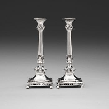 1040. A pair of Swedish late 18th century silver candlesticks, marks of Arvid Floberg, Stockholm 1799.