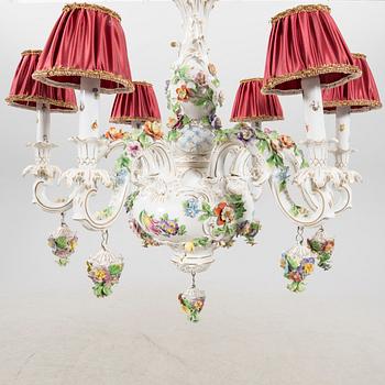 Chandelier and a pair of sconces, Rococo-style Dresden mid-20th century porcelain.