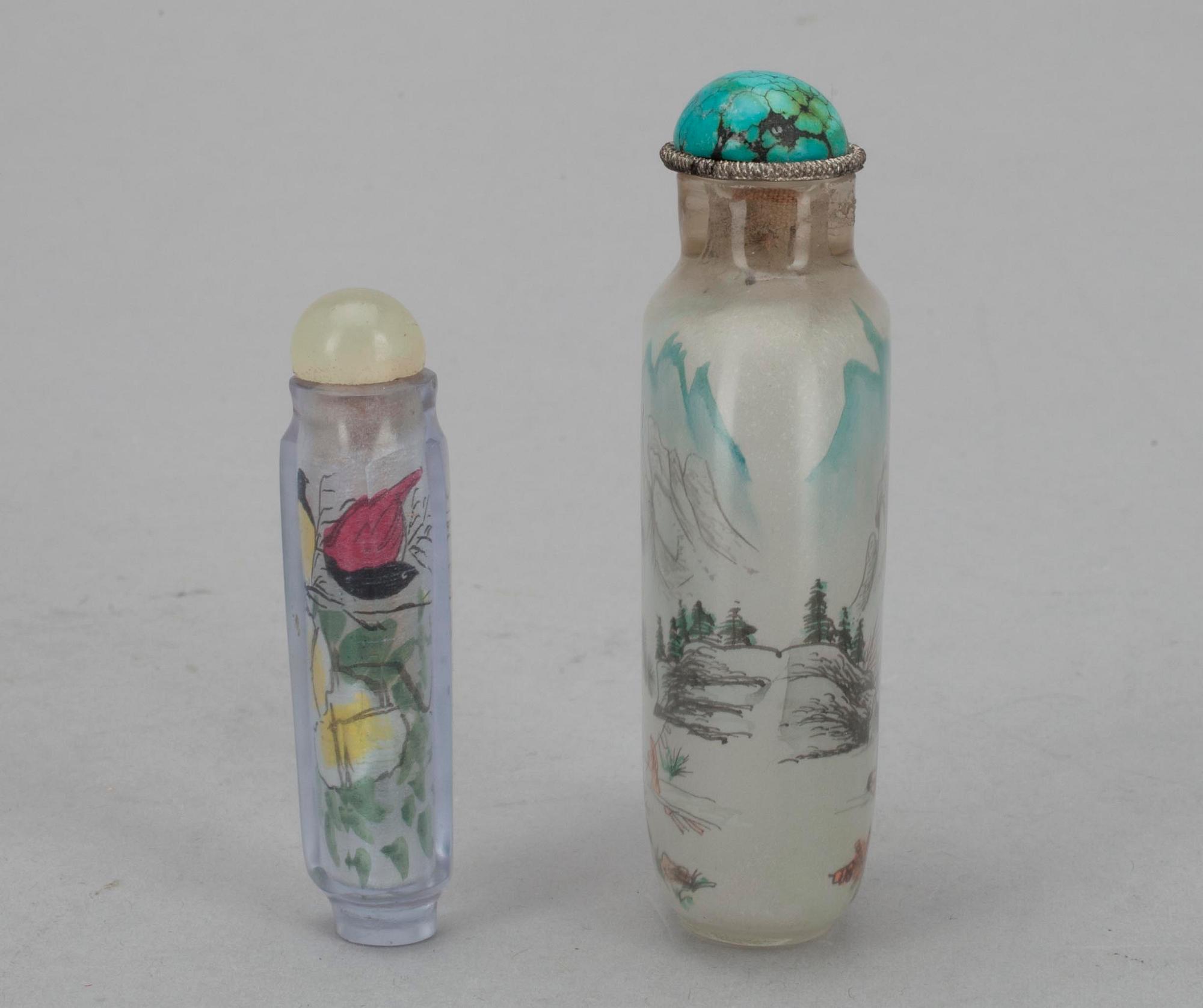 SNUSFLASKOR, 2 st., glas samt turkos. Kina, tidigt 1900-tal.
