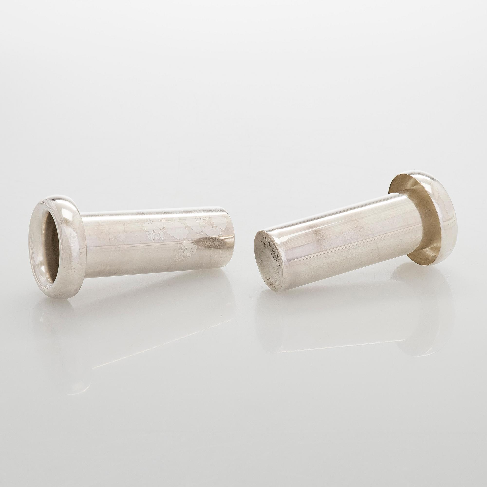 Tapio Wirkkala, a pair of sterling silver 'Growth' vases, Kultakeskus Oy, Hämeenlinna 1990.