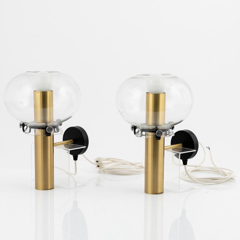 A pair of wall lights, second half of the 20th century.