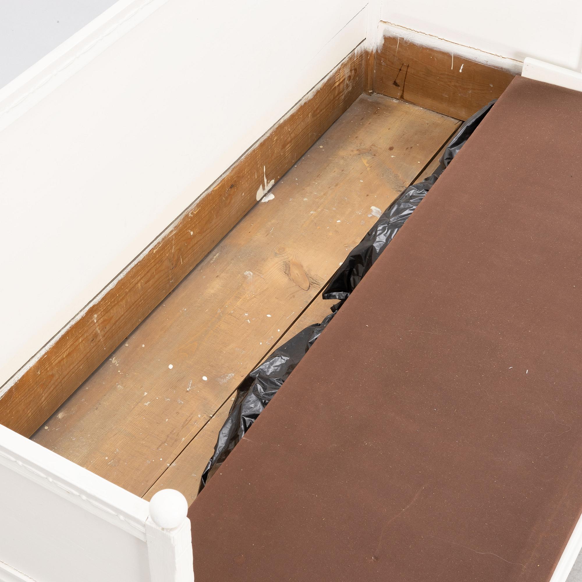 A late Gustavian sofa, early 19th century.