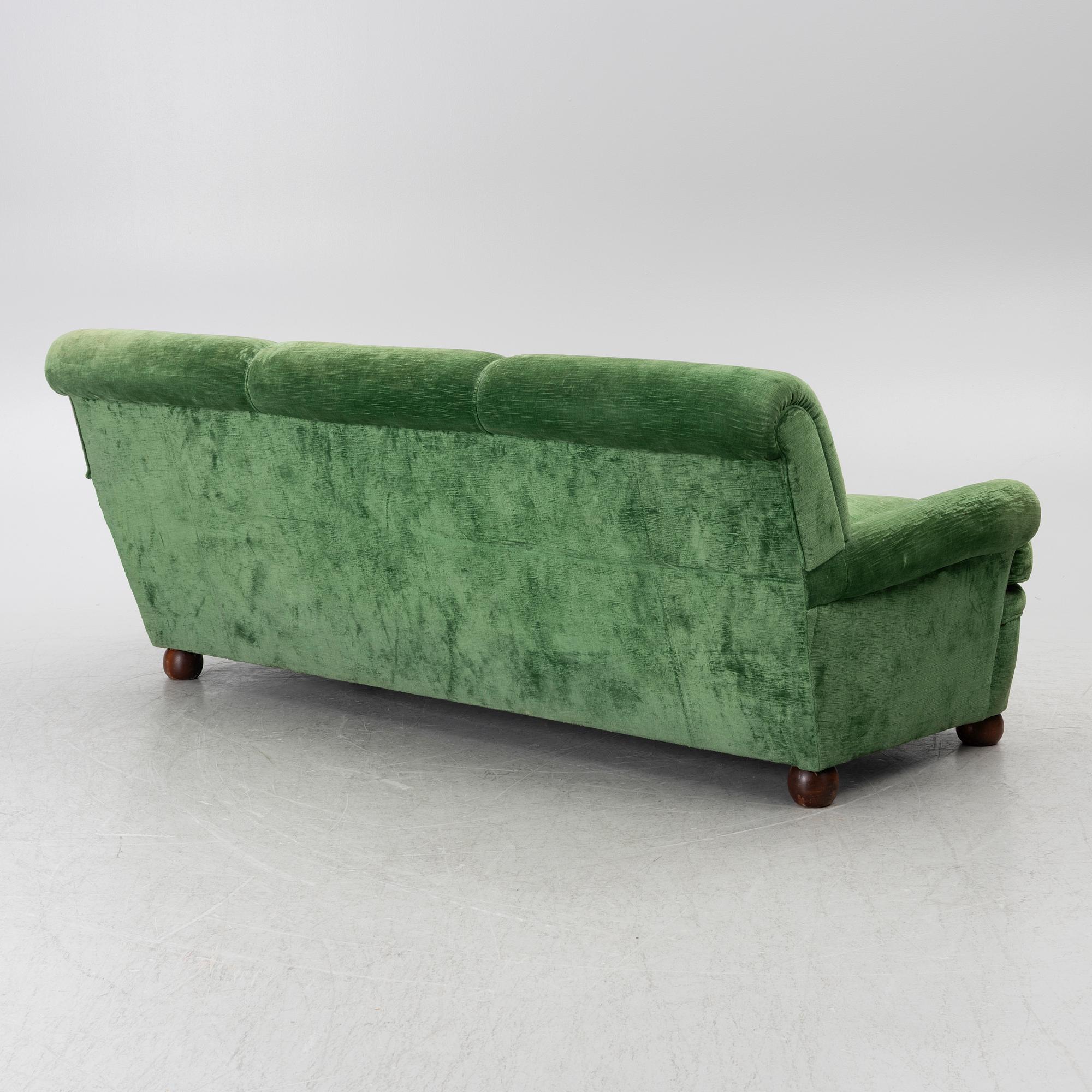 Josef Frank, a model 703  sofa, Firma Svenskt Tenn.