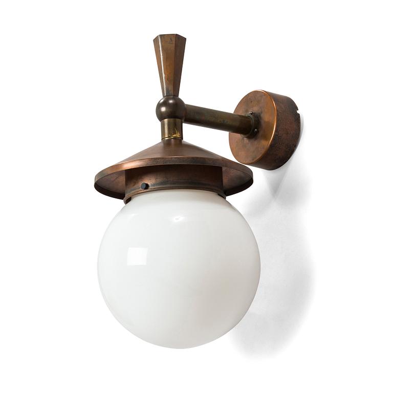 Paavo Tynell, a 1930/1940's wall light / out door light model '7301' for Taito.