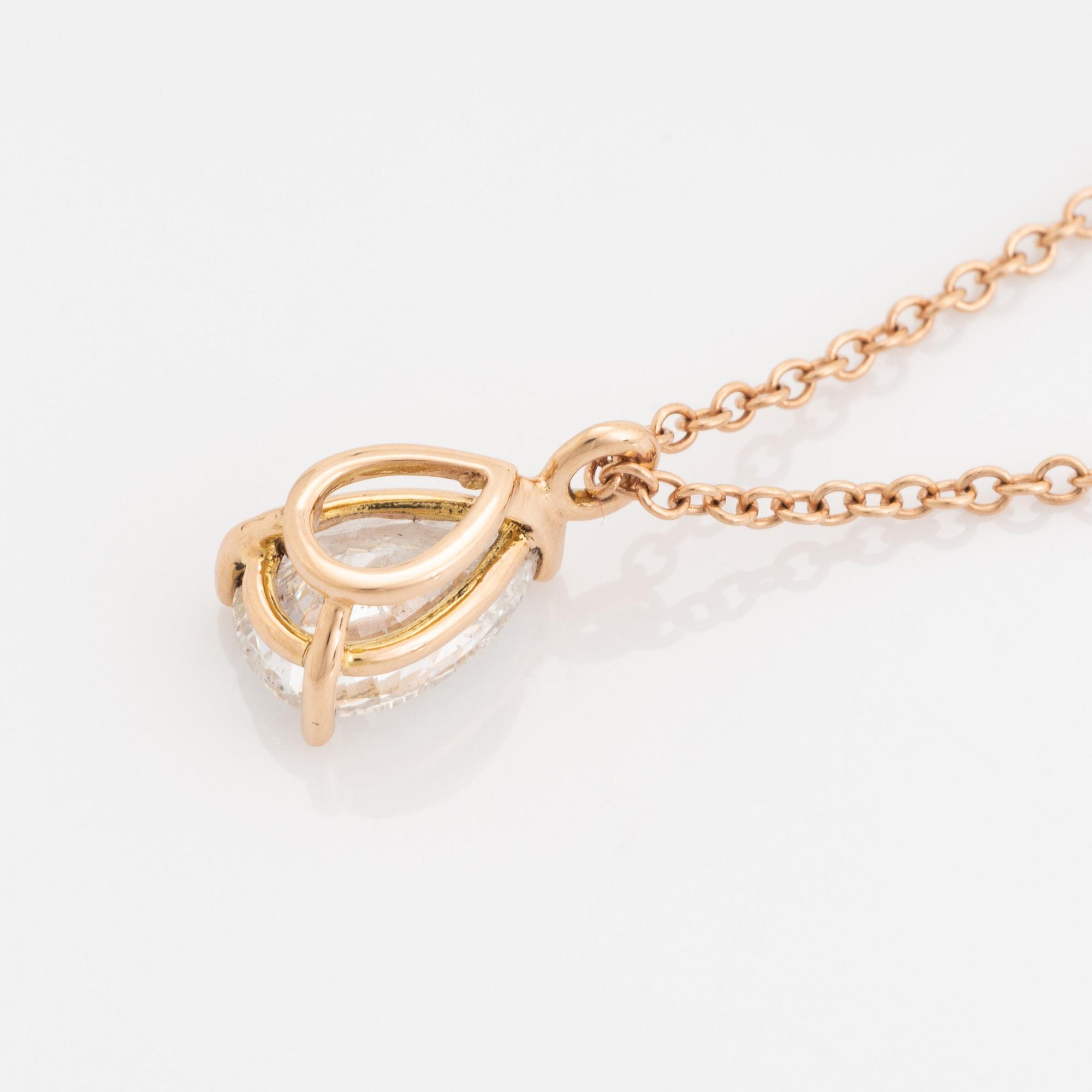 Pear shaped diamond necklace, ca 1,15 ct.