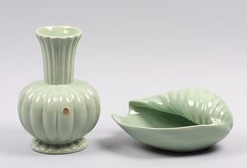 VAS SAMT SNÄCKSKÅL, keramik, Ewald Dahlskog, Bo Fajans.