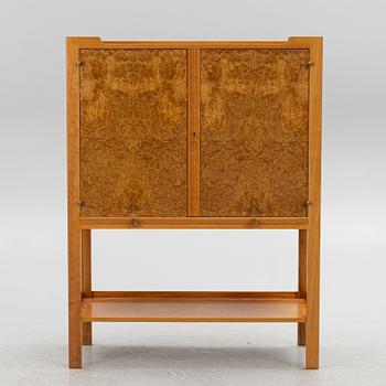 Josef Frank, a model 'B 2135' cabinet, Firma Svenskt Tenn, post 1985.