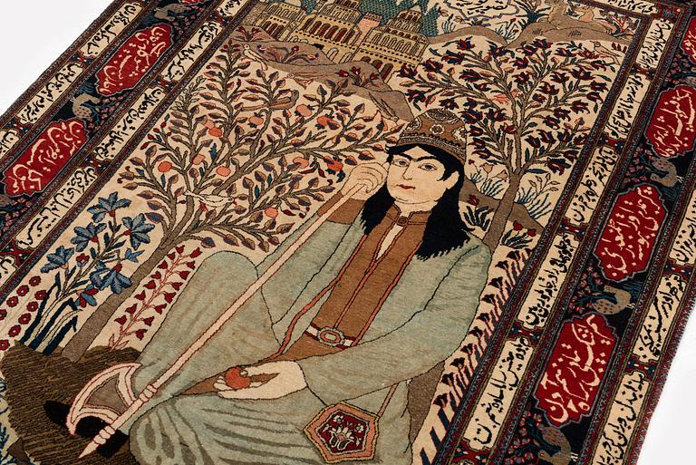 A pictoral Kashan 'Mohtasham' Central Persia, c. 205 x 130 cm.