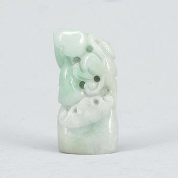 FIGUR, nefrit, Kina, 1900-tal.