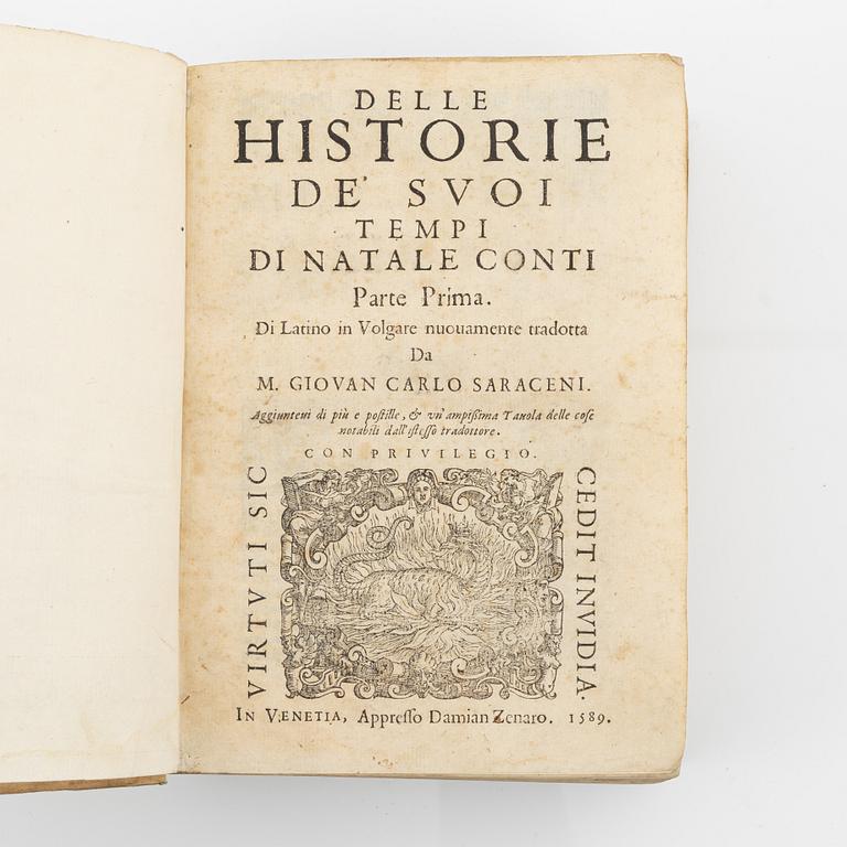 Contemporary history – in 1589.