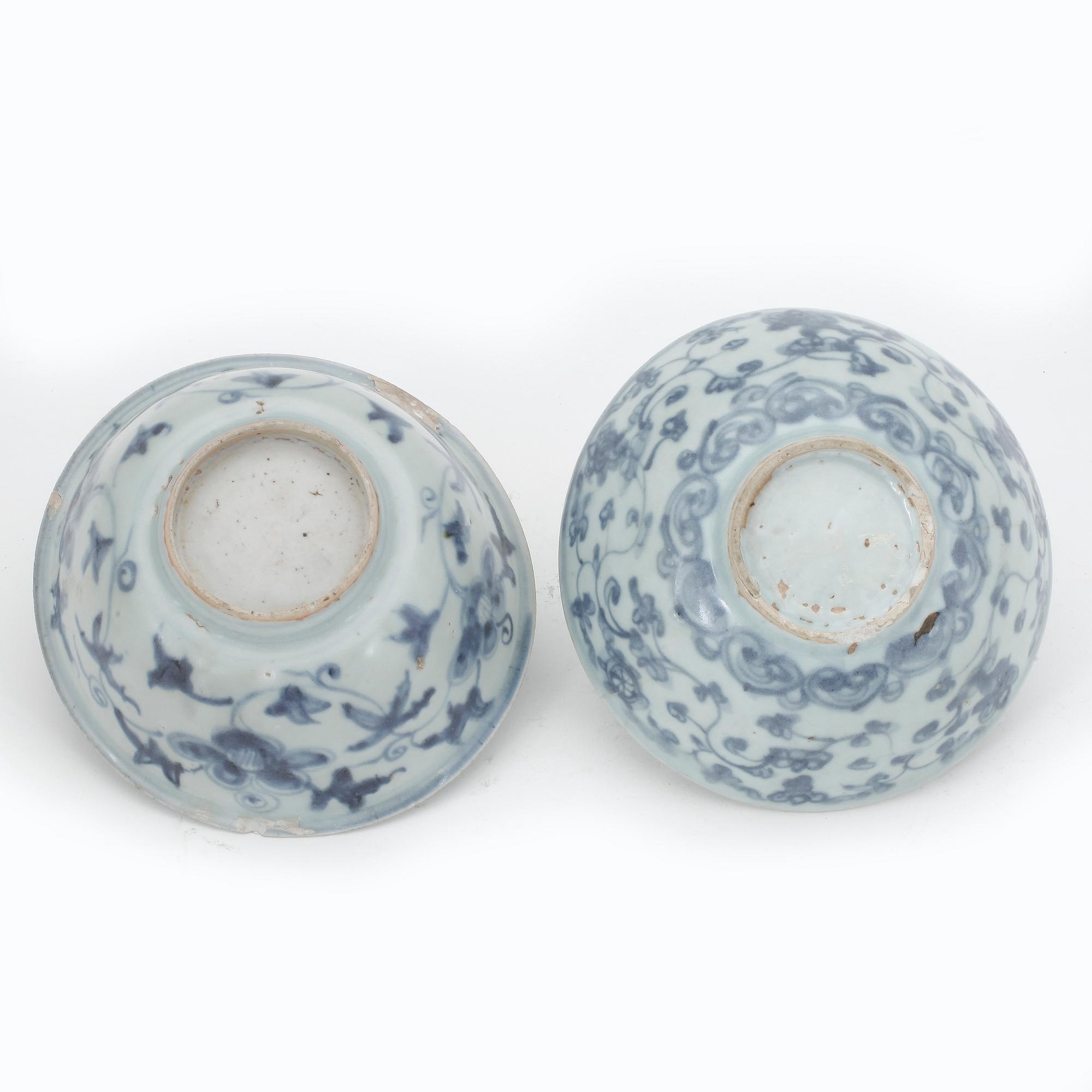 SKÅLAR, 2 st, porslin, Kina, sen Ming dynasti 1368-1643.