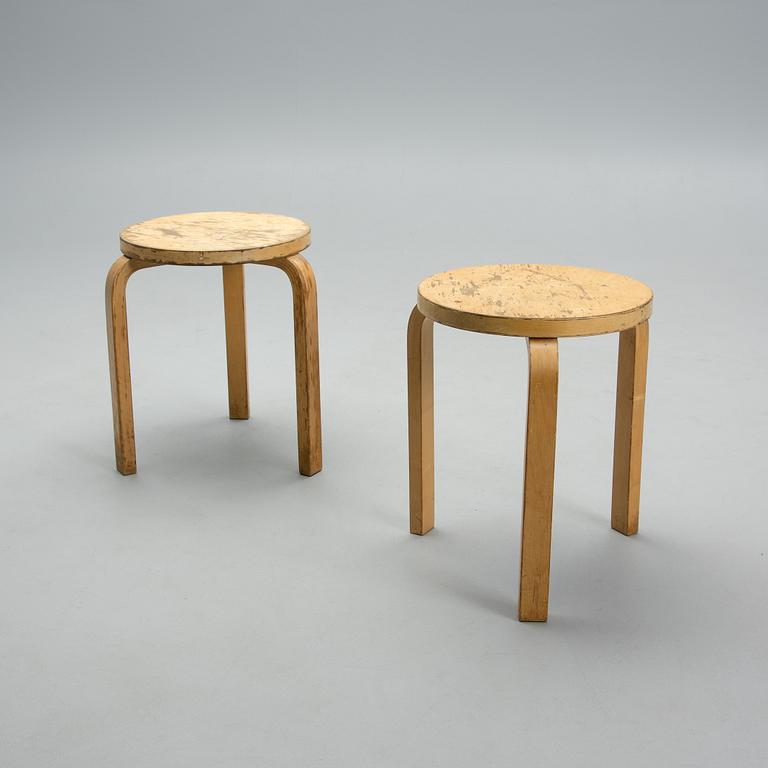 ALVAR AALTO, PALLAR, 2 st, modell 60, Artek 1900-talets mitt.