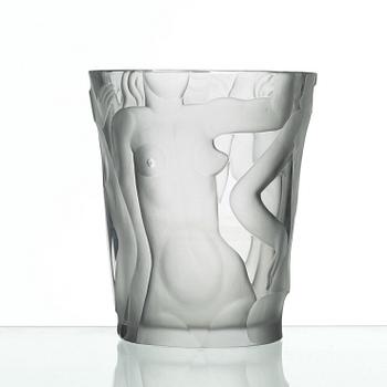 Vicke Lindstrand, a cut and sand blasted vase, Orrefors circa 1937.