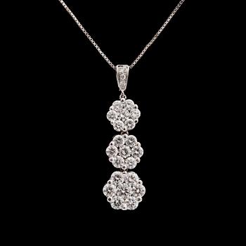 1241. A brilliant cut diamond pendant, tot. 1.22 cts.