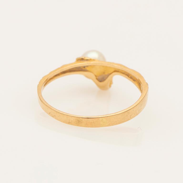 Björn Weckström, ring, 18K with cultured pearl, Lapponia, Finland.