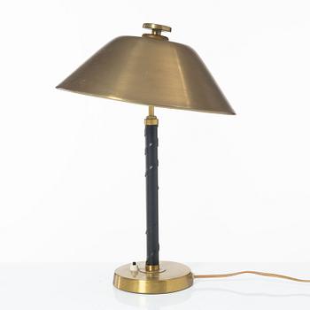 Einar Bäckströms Metallvarufabrik, a model '5014' table lamp, 1940's.