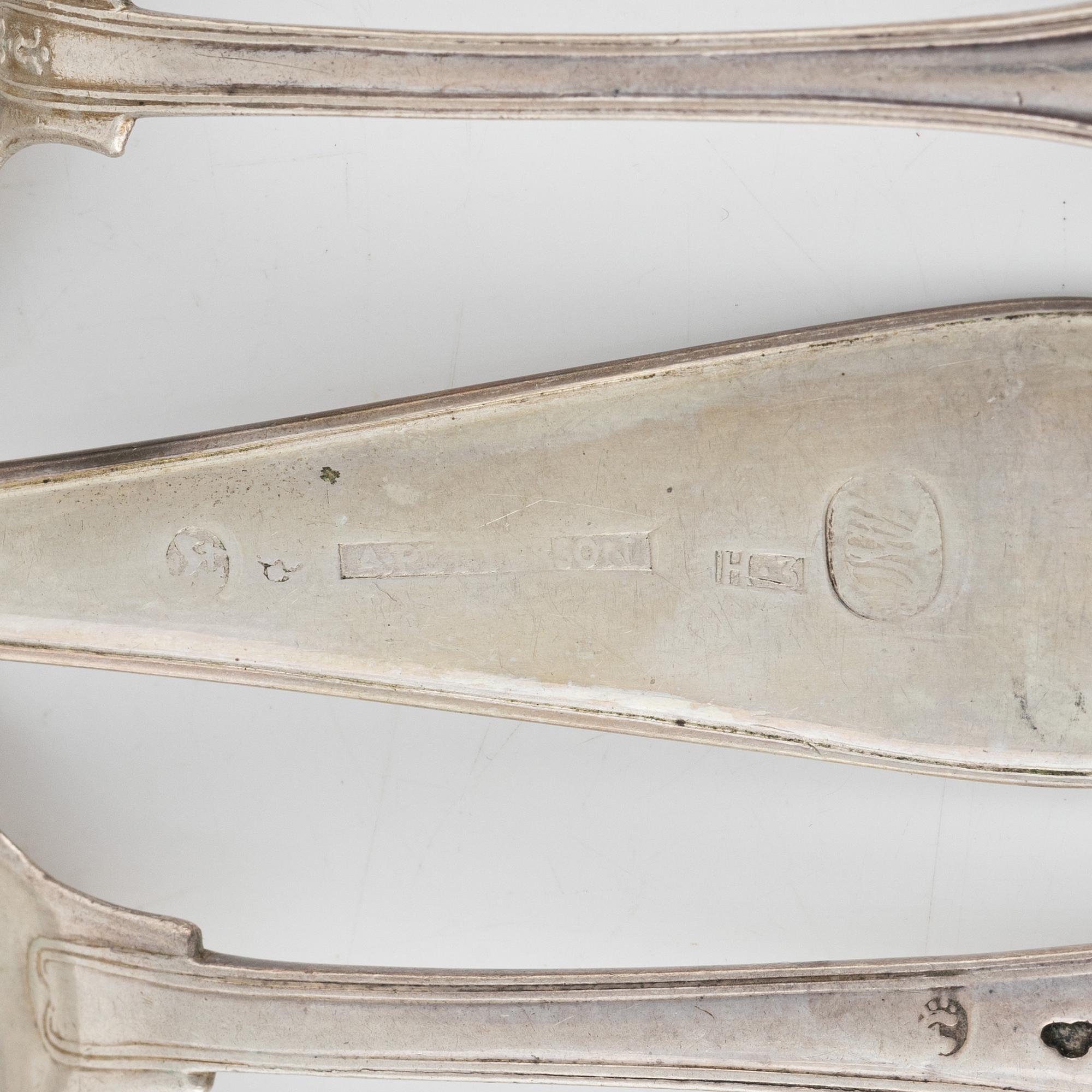 Bestick, 37 delar, silver, 1700/1800-tal.