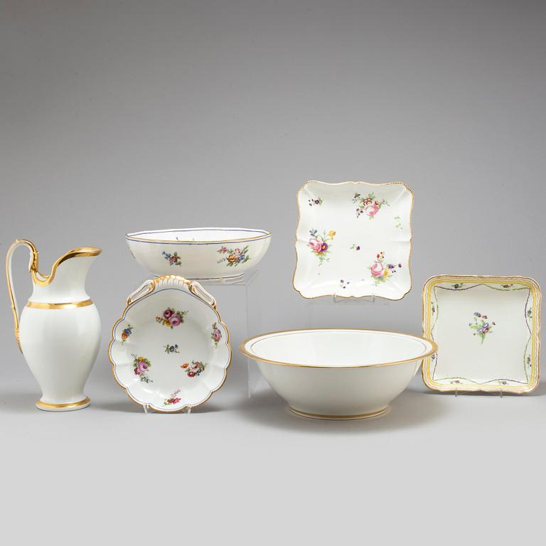 A set of three French dishes, a bowl, ewer and basin, 19th Century.