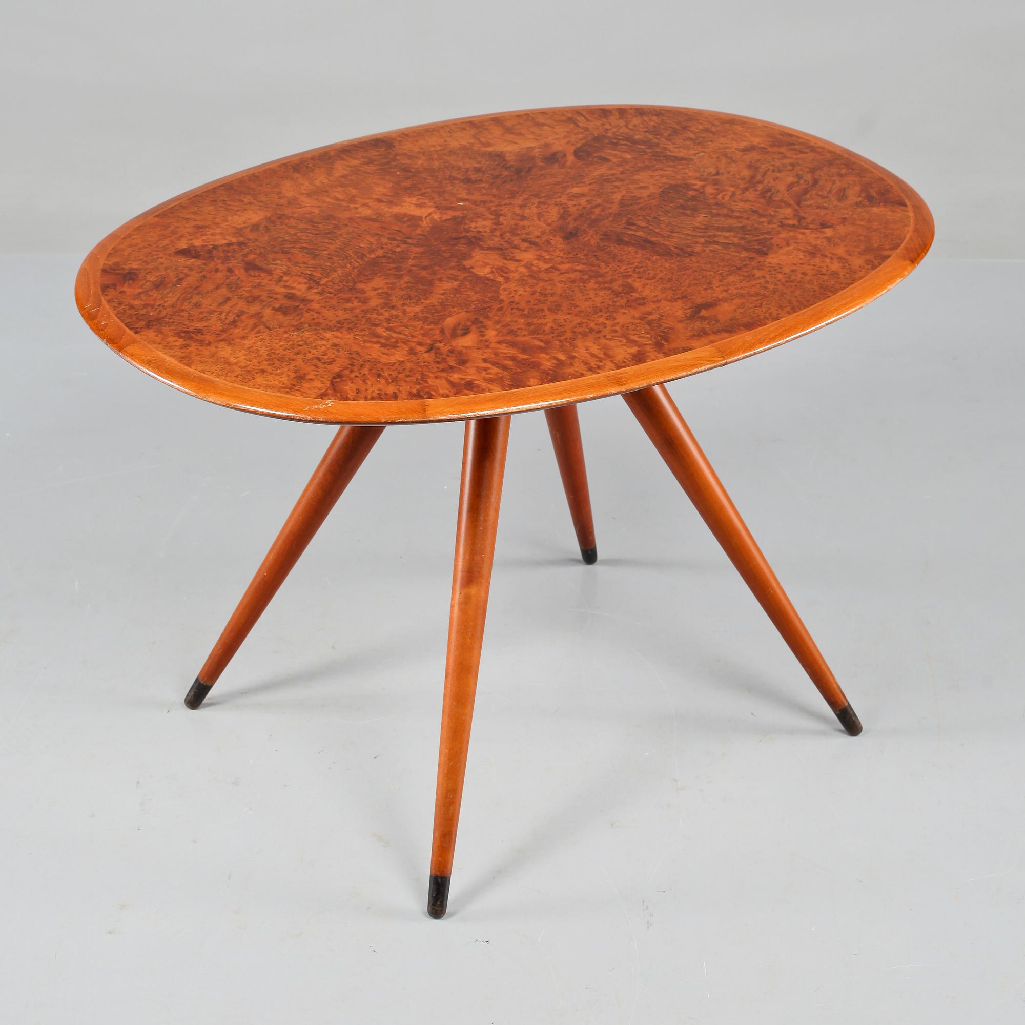 SOFFBORD, omkring 1900-talets mitt.