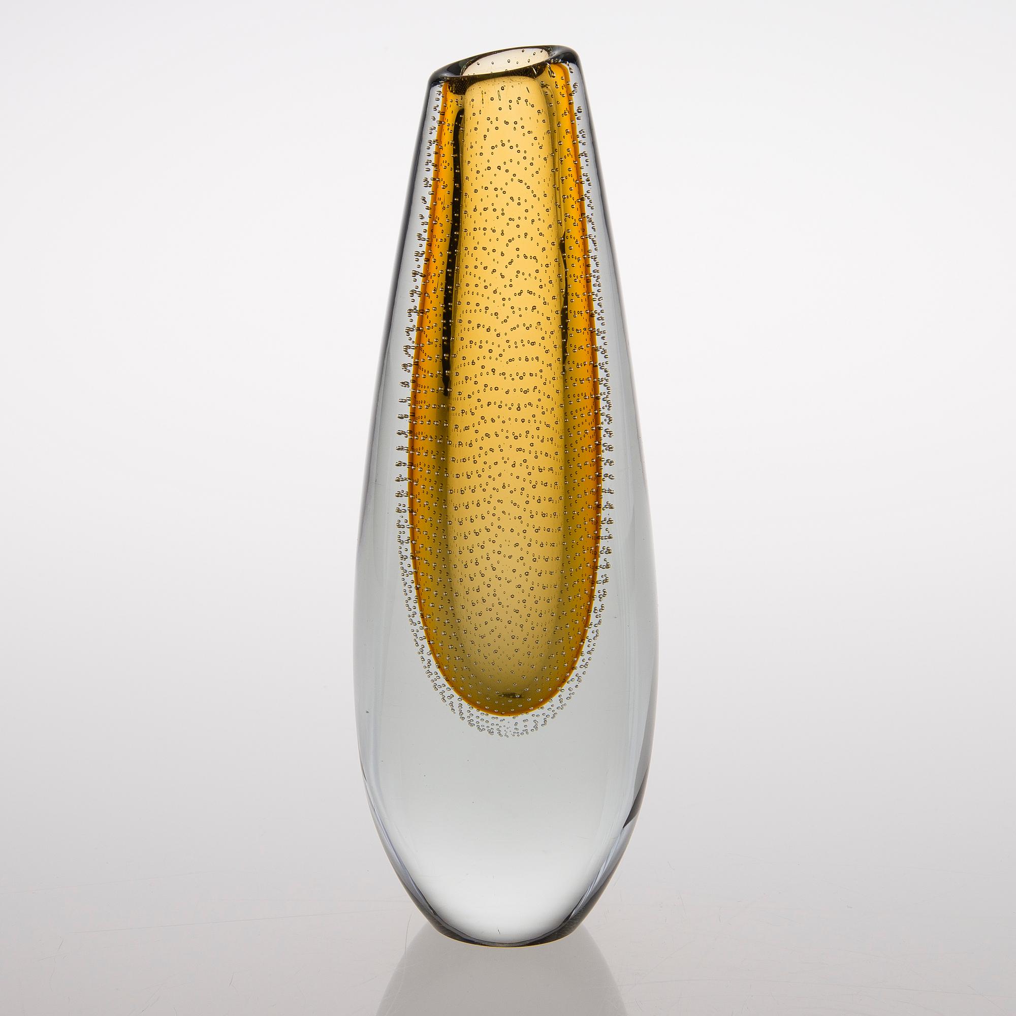 GUNNEL NYMAN, vas,"GN 25", signerad, G. Nyman Nuutajärvi, Notsjö -56.