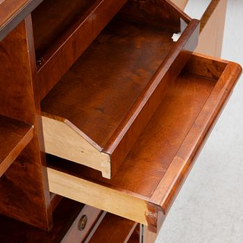 Cabinet, Swedish modern, first half of the 20th century.