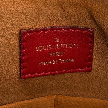 Louis Vuitton, a 'Tuileries' bag.