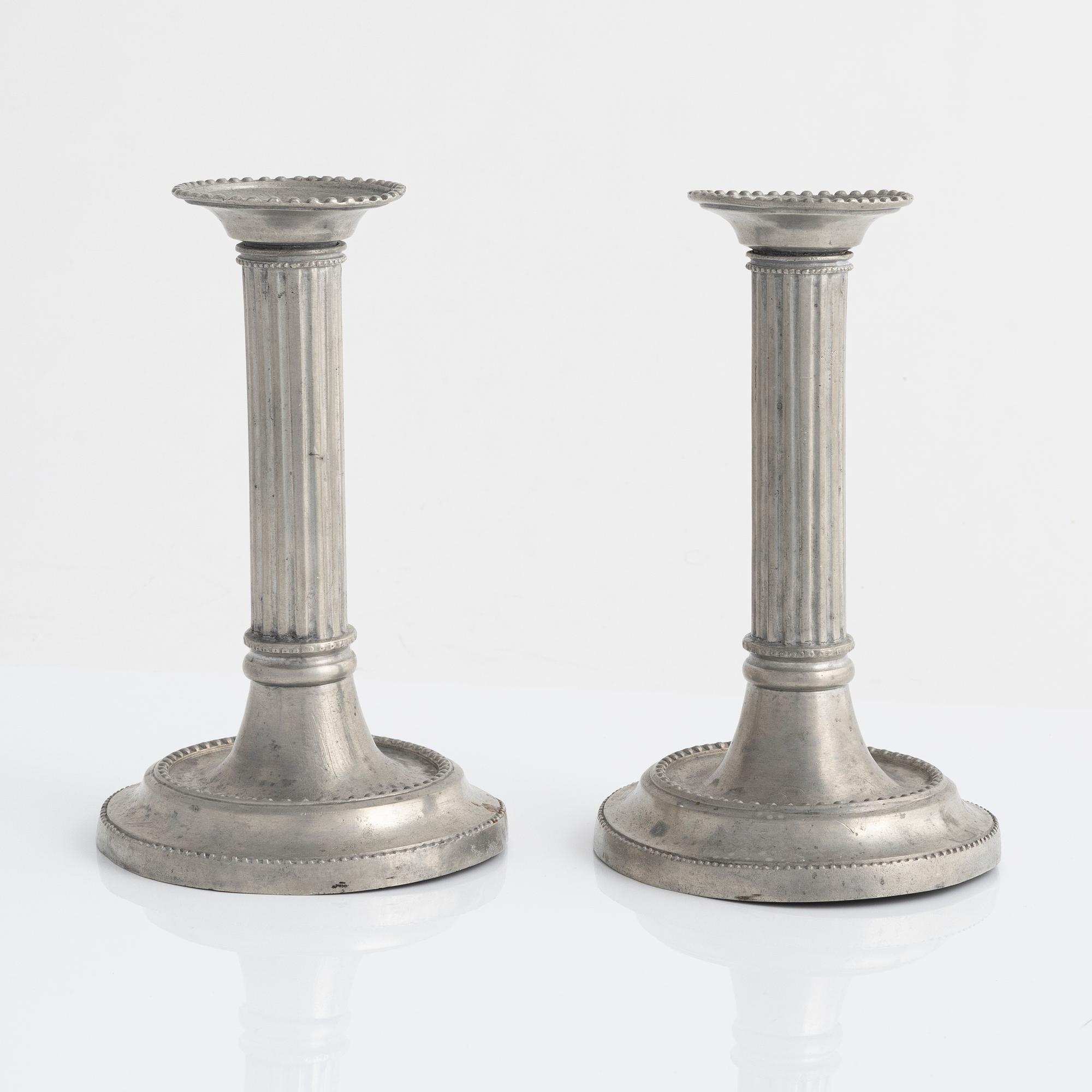 Ljusstakar, ett par, av Samuel Renström, (verksam 1782-1797/1800 i Karlskrona), Sengustavianska.