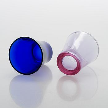 Dricksglas, 11 st och kannor, 3 st för Riihimäen Lasi Oy, 1950-tal.