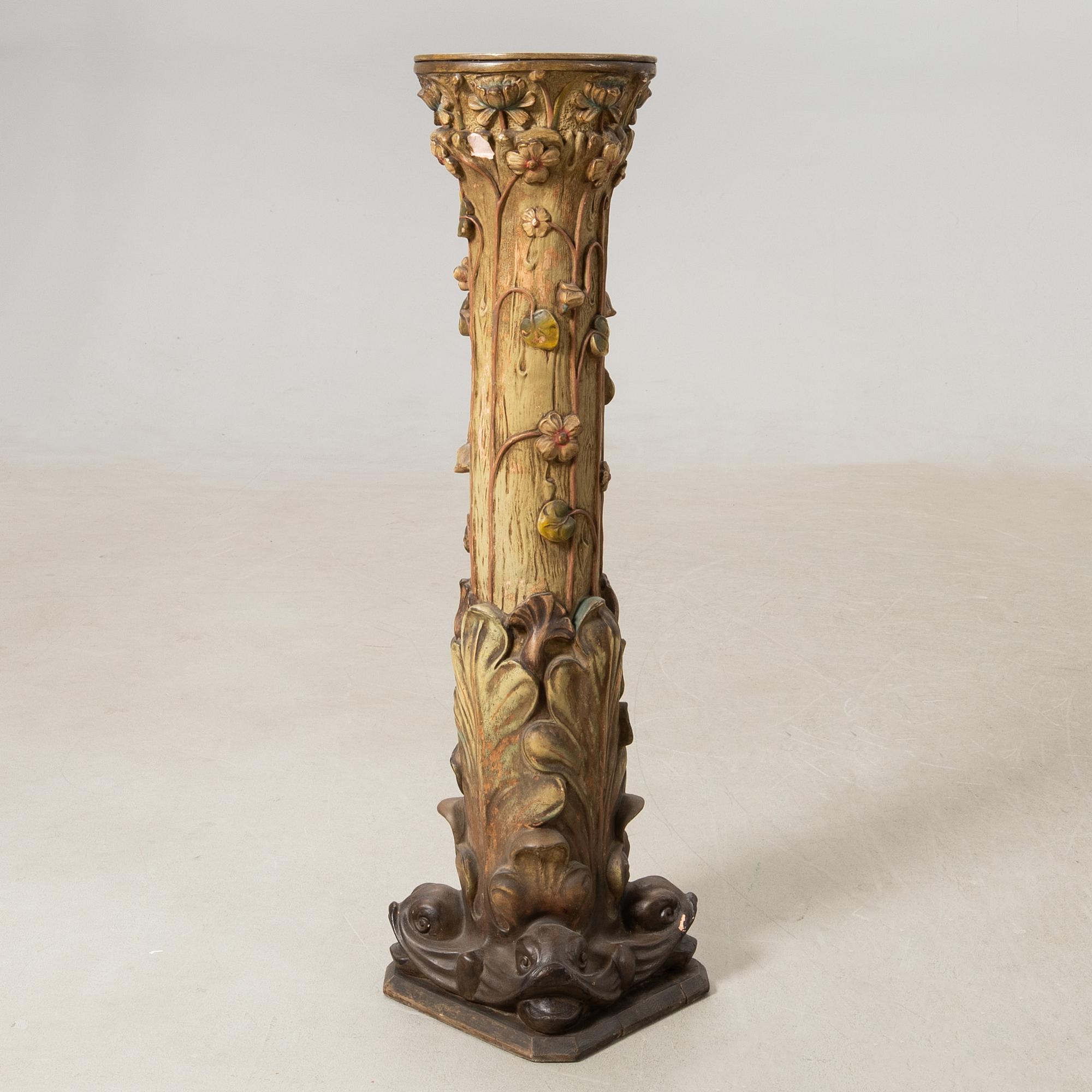 Pedestal, Art Nouveau early 20th century.